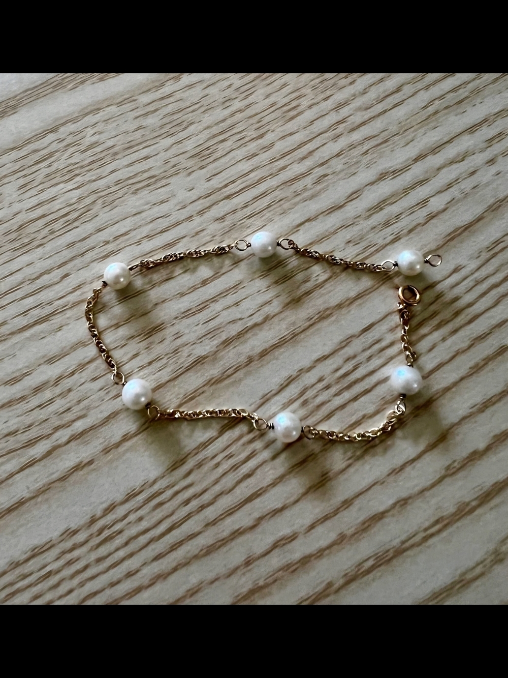 Vintage 14 kt gold 7-inch Bracelet With Cultured Pearls, 2 Grams